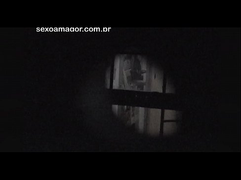 ❤️ Блонді таємно знімає на відео сусідський вуайерист, прихований за порожнистими цеглами Красиве порно на порно uk.downloadassertion.top ️❤